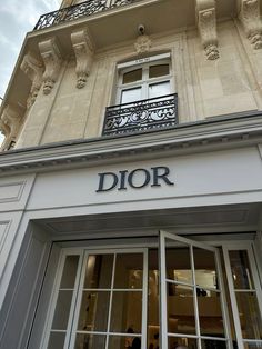 Paris Dream, Old Money, Dior