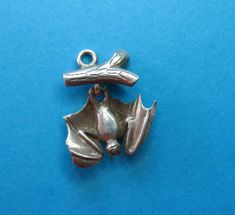 RARE Vintage Silver Articulated Bat Hanging From Branch Charm Bat Hanging, Bat Jewelry, Halloween Bracelet, Vintage Sterling Silver Charms, Halloween Charms, Silver Jewels, Silver Heart Necklace