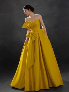 Yellow Gowns, Yellow Evening Dress, Marigold Wedding, Yellow Prom Dress, Yellow Prom, Elegant Evening Dress, Girls Dresses Diy, Satin Formal Dress