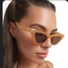 Nude Color Rare Sold Out Steve Madden Sunglasses, Nude Color, Sunglasses Accessories, Steve Madden, Women Accessories, Sunglasses, Cream, Hair, Women Shopping