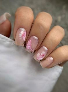 Wow Nails, Manicure Nail Designs, Manicure Ideas, Pretty Nail Art, Nail Studio, New Year's Nails, Creative Nails, Rhinestone Nails