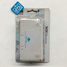 a white nintendo wii game case in its package