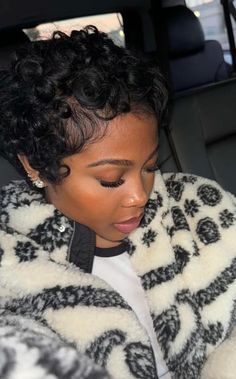 Big Chop Curly Hair, Pixie Cuts For Black Women, Pixie Cut Hairstyles, Finger Waves Short Hair, Short Natural Curly Hair, Wavy Pixie, Twa Hairstyles, Jayda Wayda, Natural Hair Short Cuts