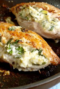 Easy Stuffed Chicken Recipes, Artichoke Stuffed Chicken, Stuffed Chicken Recipe, Artichoke Stuffed, Artichoke Recipes, Spinach Artichoke Dip, Stuffed Chicken