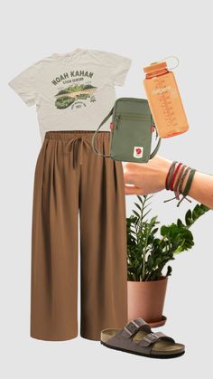 Mom Aesthetic Outfit, Granola Girl Outfits, Nomad Fashion, Teacher Fits, Teaching Outfits, Darling Dress, Granola Girl, Outfit Inspo Fall, Comfy Outfits