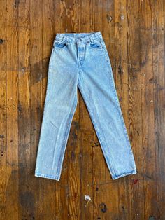 | Measurements & Condition | Waist: 24 inches Hips: 34 inches Inseam: 29 inches Front Rise: 10.25 inches Back Rise: 13.25 inches *These jeans have normal vintage wear with a couple minor discolored/stain spots but overall they are in good vintage condition. (Please refer to all pictures for condition) Levi's originally created the Women's 701 to distinguish between the mens 501. *Clothes are measured laying flat on the ground. The tag measurements are often different than the current measure Acid Wash Retro Straight Leg Bottoms, Retro Acid Wash Straight Leg Bottoms, Retro Straight Leg Acid Wash Bottoms, Vintage Acid Wash Cotton Bottoms, Vintage Acid Wash Relaxed Fit Bottoms, Fitted Acid Wash Vintage Bottoms, Vintage High Rise Acid Wash Bottoms, Vintage High-rise Acid Wash Bottoms, Vintage Relaxed Fit Bottoms For Everyday