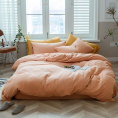 PRICES MAY VARY. 100% Jersey Knit Cotton Modern Soft 100% Jersey Knit Cotton Grapefruit Color Duvet Cover Sets With Zipper Closure and Corner Ties. This bedding set is only a cover for duvet, not comforter set, no comforter or fluffy insert included. 【Premium Material】-- Modern twin size grapefruit pink duvet cover sets are made of 100% jersey knit cotton fabric and feature OEKO-TEX Standard 100 Certified, natural and healthy, super soft, breathable, comfortable and skin-friendly. 【Package and S Comforter Quilt, Color Durazno, Orange Duvet Covers, Pink Bedding Set, Pink Duvet, Green Duvet, Pink Duvet Cover, Solid Beige, Luxury Bedding Set