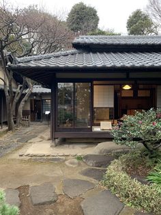 Asian Style House, Japanese House Exterior, Traditional Japanese Home