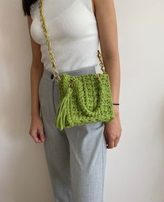 Stylish Green Chunky Crochet Shoulder Bag,Unique Hand Knit Purse,Summer Lady Bag,Womens Fashion Accessories Gift,Cocktail Bag Chain Strap 100% Handmade with colorful recycled tshirt yarns and love. Made with all organic and eco-friendly material. Perfect for beaches, picnics, a casual look or shopping bag. You pack all of your necessities in this handmade crochet bag. Unique Gift to you or your Loved ones for Anniversary, Birthday, Valentines Day, Christmas Gifts, Special Days, Mother's Day and Purse Patterns Free, Clutch Pattern, Knit Purse, Ripple Stitch, Crochet Shoulder Bag, Baby Frock Pattern, Frock Patterns, Bohemian Bags, Crochet Bags Purses