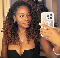 Sisterlocks Updo, Sister Locks Hairstyles, Micro Braids Hairstyles, Bleached Tips, Sisterlocks Styles, Mirror Pictures, Short Locs Hairstyles, Afro Textured Hair, Braid Out