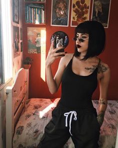 Goth Hair, Grunge Look, Short Hair With Bangs, Grunge Hair, Bobs Haircuts, Hairstyles With Bangs, Pretty Hairstyles, Hair Goals, Hair Looks