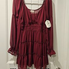 Nwt Altar'd State Dress. Daughter Purchased For A Formal And Got Sick. Never Wore It. Gorgeous Dress. Altard State Fall Outfits, Burgundy Long Sleeve Dress For Summer, Spring Burgundy Flowy Dress, Flowy Burgundy Dress For Spring, Casual Burgundy Dress For Party, Casual Burgundy Dress For Date Night, White Midi Dress Bodycon, Crochet Top Dress, Lace Babydoll Dress