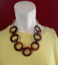 Stella & Ruby Signed Necklace Brown Tan Lucite Rings 21" length Trendy Fashion | eBay Just Style, Chic Clothing, Trendy Chic, Music City, Classic Outfits, Jewelry Lover, Chic Outfits, 20th Century