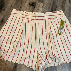 Super Cute Two Little Front Pleats With Front Pockets- Whitish/Cream With Red Stripes !! Perfect For Summer ! Designer Brand Summer Cotton Lined Bottoms, White Lined Bottoms For Summer, White Lined Summer Bottoms, Summer Lined Cotton Bottoms, Lined Cotton Bottoms For Summer, Casual Lined Bottoms For Summer, Casual Lined Bottoms For Spring, Red And White Striped Dress, Cheetah Shorts