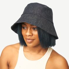 ***ALL SALE ITEMS ARE FINAL***ITEMS CANNOT BE RETURNED OR EXCHANGEDUnleash your inner artist in our Olay Bucket Hat. The perfect blank canvas to dress up with accessories or dress down to fit your personal style. Wear the brim down for a classic look or flip the brim up for a retro feel. Detailed with subtle specks of white throughout the material, this hat pairs perfectly with our Oscar Micro Paperbag Shorts. Sonjia is wearing size S/M Runs true to size Dry clean recommended. Denim will fade ov Paperbag Shorts, Blank Canvas, Denim Fabric, Dressed Down, Classic Looks, Sale Items, Bucket Hat, Personal Style, Dress Up