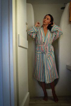 Relax at home wearing this beautiful robe featuring all our Anatolico colors. We use it right out of the shower: It's the lightweight fast-drying robe you always wanted. It's cozy to wear at home every day, while some of our customers can pull off wearing it as a summer trench coat. Our robes have usable pockets, a hanging loop, and a generous belt. Sleeves are made short so they don't get in the way.Made out of our Turkish towel material, they always smell fresh, even in the most humid environm Bathrobes For Women, Summer Trench Coat, Smell Fresh, How To Make Shorts, Pull Off, Turkish Towels, Flat Weave, Trench Coat, Shirt Dress