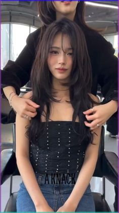 3 Long Layers Haircut, Adorable Hairstyles For Long Hair, Asian Long Hair Straight, Haircut Large Forehead, Felco Haircut Girl Long Hair, Hime Layered Haircut, Butterfly Long Haircut, New Jeans Haircut, Long Framing Layers