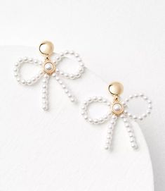 762845 Iridescent Wedding, Jewelry Goals, Pinterest Predicts, Style Uniform, Uniform Accessories, Bow Jewelry, Jewelry Card, Bow Earrings, Awesome Stuff