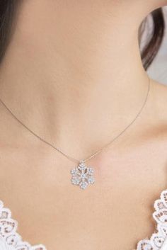 "925 Sterling Silver Small Snowflake Necklace for Women *An exclusive gift jewelry for you and your loved one. Want to add something \"bling\" in winter? This snowflake jewelry will be a GREAT choice for you. And they will be an ideal gift for your girlfriend, wife, fiancee, daughter, mother, your special someone in winter, especially for Christmas or Valentines. * Elegant Design: Beautifully aligned Snowflake-shaped.It features sparkly crystal which will make a timeless accessory to any jewelry Diamond Snowflake Necklace For Gift, Silver Snowflake Necklace For Anniversary, Sterling Silver Snowflake Jewelry For Anniversary, White Gold Snowflake Necklace For Anniversary, Christmas Anniversary Jewelry With Cubic Zirconia, Cubic Zirconia Jewelry For Christmas Anniversary, Fine Jewelry With Sparkling Details For Gift, Christmas Anniversary Cubic Zirconia Jewelry, Sparkling Snowflake Jewelry In Sterling Silver