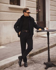 “the art of dressing well and an espresso break with @cinque_5 ” Head to toe - CINQUE. #Cinque {ad/anzeige} Jacke: CiRapid_F Turtleneck: CiNick Hose: CiSalto Dressing Well, Outfit Inspiration Fall, Autumn Outfit, All Black, Espresso, Nice Dresses, Winter Outfits, Outfit Inspirations, Turtle Neck