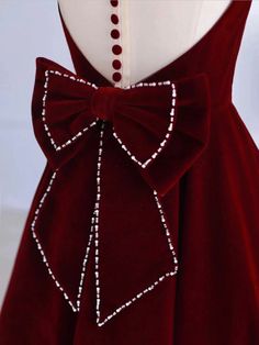 Burgundertee Länge Velvet -Abschlussballkleid mit Bowknot, Burgund -Abendpartykleid
Burgundertee Länge Velvet -Abschlussballkleid mit Bowknot, Burgund -Abend -Partykleid Tea Length Prom Dress, Velvet Prom Dress, Evening Dresses Cocktail, Burgundy Velvet, Formal Party Dress, Dress A Line, Dress Inspo, Candy Pink, Evening Party Dress