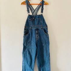 Vintage Octane Denim Jean Overalls Coveralls Size 34 Waist 32 Long 90's Y2K Fashion Such a cool pair of overalls with lots of pockets, perfect for fun or working! In excellent unworn condition. Please view pictures as part of the description, all vintage items are final sale. Please visit my other vintage collectibles in my shop : https://www.etsy.com/ca/shop/Sewfunky?ref=shop_sugg§ion_id=31004548 90s Denim Overalls With Pockets, Blue Retro Denim Overalls, Vintage Fitted Blue Overalls, Vintage Denim Blue Overalls With Pockets, Non-stretch Blue Denim Overalls, 90s Y2k Fashion, Jeans Overall, Jean Overalls, View Pictures