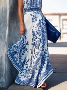 Resort Wear For Women, Cocktail Attire, Blue And White Dress, Modieuze Outfits, Mein Style, Sleeveless Maxi Dress, Types Of Dresses, Look Chic, Mother Of The Bride Dresses