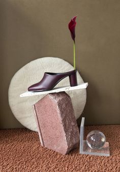 Natasha Felker Stillife Photography, Shoes Editorial, Shoe Advertising, Shoes Fashion Photography, Shoes Ads, Concept Photography, Object Photography, Shoe Image