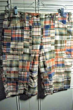 "Cotton patchwork shorts by Jones New York. Pockets fore and aft. Waist measures 32\", hip 39\", length 22\". No flaws of any kind. Stored with TLC. Comes from a smoke-free home." Casual Patchwork Short Bottoms, Summer Green Shorts With Patchwork, Casual Patchwork Shorts, Multicolor Patchwork Cotton Shorts, Casual Cotton Patchwork Shorts, Multicolor Cotton Bermuda Shorts, Multicolor Patchwork Shorts, Multicolor Short Bottoms With Pockets, Patchwork Shorts