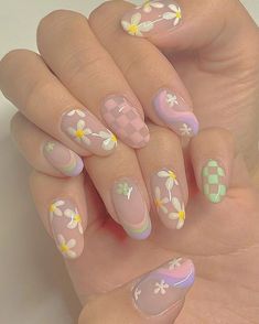 Checkered Nails, Manikur Kuku, Fake Nails Designs, Simple Gel Nails, Girly Acrylic Nails, Summery Nails