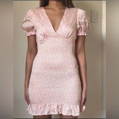 Never Worn!, Usa Medium, Very Stretchy And Comfy, Still Has Tag Zara Pink Short Sleeve Dress, Cute Dress For Summer, Floral Pink Dress, Black Satin Midi Dress, Shirred Waist Dress, Zara Midi Dress, Pink Sequin Dress, Dress Date Night, Dress Date