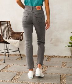 Levi's® Wedgie Straight Stretch Jean - Blue 24/28, Women's Cosmiccomet High rise Hidden button fly Snug through the hip and thigh 12 bottom opening Shoe sku 963713 Model Info: Height: 5'7 | Bust: 30 1/2 | Waist: 23 | Hip: 35 | Wearing Size: 24x28. 99% Cotton 1% Elastane. Machine wash cold. Do not bleach. Tumble dry medium. Warm iron if needed. Dry cleaning possible.. WOMEN'S LEVI'S JEAN SIZE CONVERSION CHART Waist (size) 24 25 26 27 28 29 30 31 32 33 34 UK 00/0 0/1 2/3 4/5 6/7 8/9 10/11 12/13 14 Levi's Slim Fit High Rise Bottoms, Levi's Slim Fit Mid-rise Bottoms, Levi's Fitted High Waist Pants, Levi's Bottoms With Standard Cut Leg For Fall, Gray Fitted Mid-rise Bottoms, Gray Mid-rise Bottoms With Belt Loops, Levi's Mid-rise Bottoms With Belt Loops, Mid-rise Levi's Bottoms With Belt Loops, Levi's Slim Fitted Bottoms