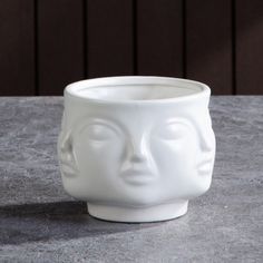 Come home to a friendly face everyday with our ceramic face planter. Mask Ceramic, Ceramic Cute, Ceramic Face, Long Vase, Vase Transparent, Vase Noir, Buddha Face, Clay Planters, Elegant Vases