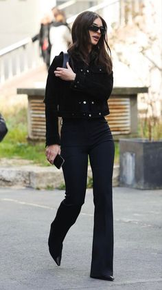 Emily Ratajkowski Outfits, Woman In Black, Monica Bellucci, Emily Ratajkowski, 가을 패션, Mode Vintage, Winter Fashion Outfits, Outfits Casuales