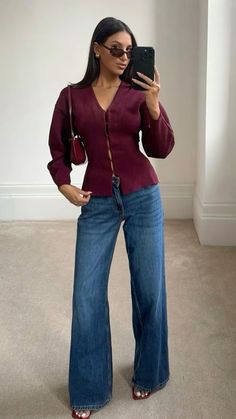 Burgundy Jeans Outfit, Daily Outfit Inspiration, Uni Outfits, Cute Comfy Outfits, Baggy Pants, Work Attire, Elegant Outfit, Cute Casual Outfits, Daily Outfits