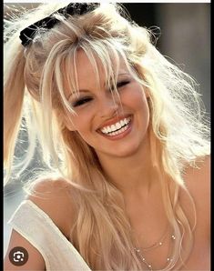 #90shairstyles #90s #80s #bangs 90’s Hairstyles, Blonde Aesthetic, 80s Hair, 90s Hairstyles, 90s 80s, Haircuts With Bangs