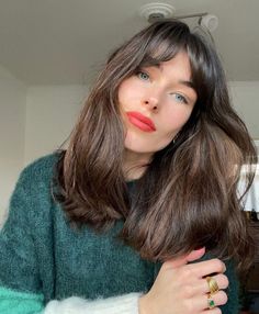 Anja Winkelmann, Dark Chestnut Hair, Bottleneck Bangs, Light Brunette Hair, Dark Chocolate Hair, Medium Length Blonde Hair, Chocolate Hair, Looks Pinterest, Light Blonde Hair