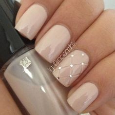 Elegant wedding nails with fishnet accent nail Bridal Manicure, Wedding Manicure, Nude Nail Polish, Acrylic Nail Art, Gel Nail Art, Best Acrylic Nails