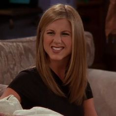 Same Jenifer Aniston 90s Hair, Jennifer Aniston 90s, Jennifer Aniston Friends, Friends Rachel, 90s Hair