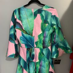 3/4 Sleeves - Never Worn - Purchased But Did Not Fit. Zipper Up The Back. Flared Skirt Tropical Print Dress, Flared Skirt, Tropical Print, Flare Skirt, Pink And Green, Print Dress, Pink Ladies, Mini Dress, Womens Dresses