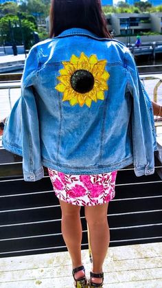 🌻 SUNFLOWER 🌻 Custom hand-painted denim jacket. Sizes : Adults | Childrens | Pets Each jacket is made to order. Design may be customised to alter colours, symbols and wording.  Prices may vary according to changes. Hand Painted Blue Denim Jacket For Spring, Spring Hand Painted Blue Denim Jacket, Yellow Denim Jacket For Spring, Hand Painted Trendy Denim Jacket For Spring, Trendy Hand Painted Denim Jacket For Spring, Diy Denim Jacket, Hand Painted Denim Jacket, Diy Denim, Painted Denim Jacket