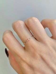 Koi Dainty Ring Rose Gold Filled Rings for Women Delicate 14K - Etsy Gold Ring Designs Minimalist, Pretty Rings Simple, Simple Ring Design, Sparkly Rings, Minimalistic Ring, Simple Gold Ring, Delicate Gold Ring, Rings Dainty, Gold Finger Rings