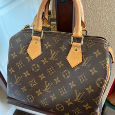 Lv Speedy 25, Authentic, Come With Lock And Key, Clean Strap For Louis Vuitton Speedy, Lv Speedy 25, Speedy 25 Monogram, Speedy Bandouliere 25, Lv Speedy, Louis Vuitton Speedy 25 Monogram, Louis Vuitton Speedy 25, Speedy 25, Lock And Key