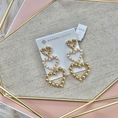 Nwt Kendra Scott Ashton Gold Pearl Heart Statement Earrings In White Pearl Ships In Ks Jewelry Bag! Mixed Metal Earrings, Rose Gold Quartz, Kendra Scott Earrings, Pearl Heart, Gold Statement Earrings, Jewelry Bag, Purple Stones, Crystal Drop Earrings, Kendra Scott Jewelry