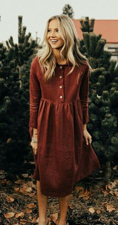 Dress Winter Outfit, Dressy Dress, Dark Dress, Winter Dress Outfits, Dress Winter, Winter Chic, Trendy Dress, Dressy Dresses, Outfit Look