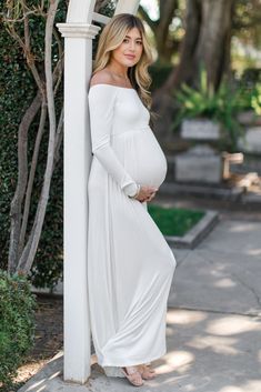 Pregnant Party Dress, Maternity Photography Poses Outdoors, Off Shoulder Neckline, Modern Maternity, Pregnant Wedding, Maternity Maxi Dress, Maternity Maxi, Baby Shower Dresses, Shower Dresses