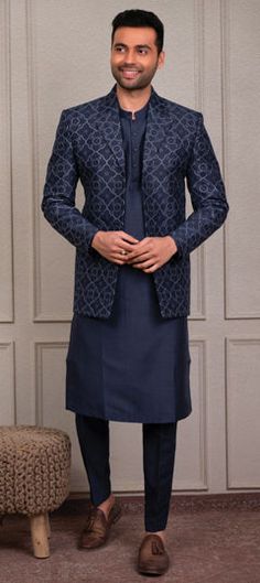 Blue color Kurta Pyjama with Jacket in Silk fabric with Embroidered, Thread work Kurta Pyjama With Jacket, Reception Lehenga, Engagement Reception, Kurta Pyjama, Thread Work, Salwar Kameez, Silk Fabric, Jaipur, Lehenga