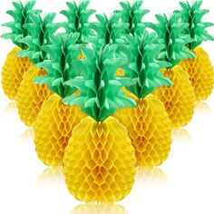 Favor Centerpieces, Tissue Paper Centerpieces, Luau Christmas, Pineapple Decorations, Aloha Party Decorations, Luau Centerpieces, Prom Committee, Decorations For Kitchen, Pineapple Centerpiece