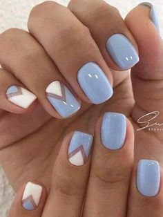 Two Color Nails, Triangle Nails, Blue And White Nails, Nails 2017, Summer Nail Art, Geometric Nail, Salon Interior Design