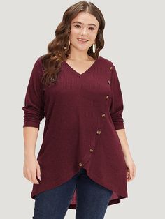 Shop Plain Texture V Neck Button Detail T-shirt at BloomChic. Plus Size Clothing & Plus Size T-shirts. BloomChic is a digital-first fashion and lifestyle destination for modern women sizes 10-30. Womens Trendy Tops, Womens Clothing Sizes, Sleeve Detail, Plus Size T Shirts, Modern Woman, Lady In Red, Dress Clothes For Women, Plus Size Outfits, Long Sleeve Tshirt